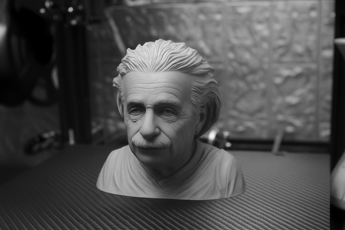 Albert Einstein Bust – 3D Printed Figure (Paintable Solid Color)