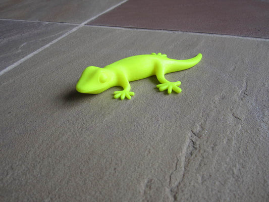 3D Printed Gecko Figurine – Fun Reptile Desk Toy or Decor